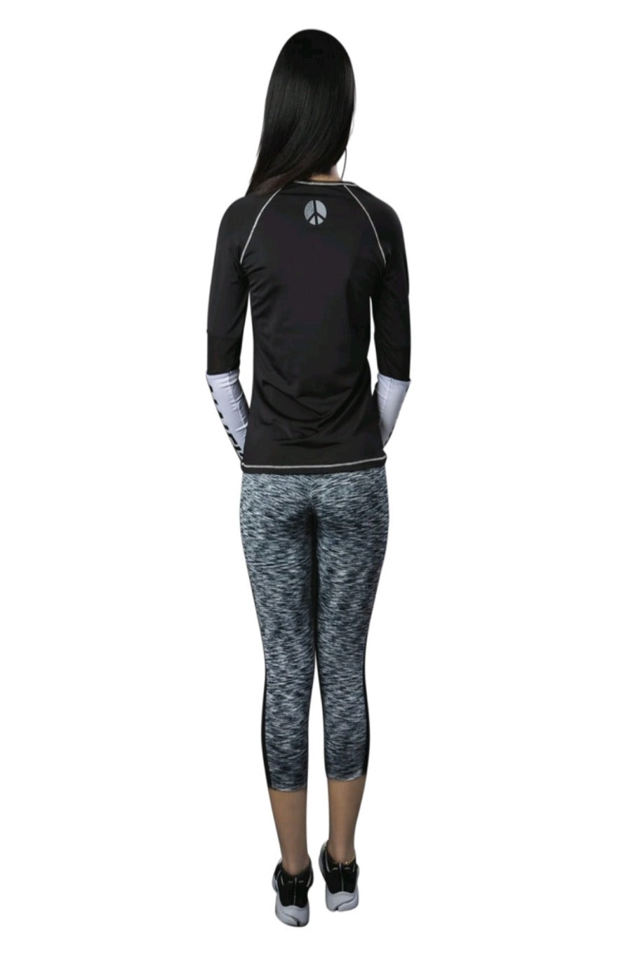 Mid-calf athletic leggings, alternate view