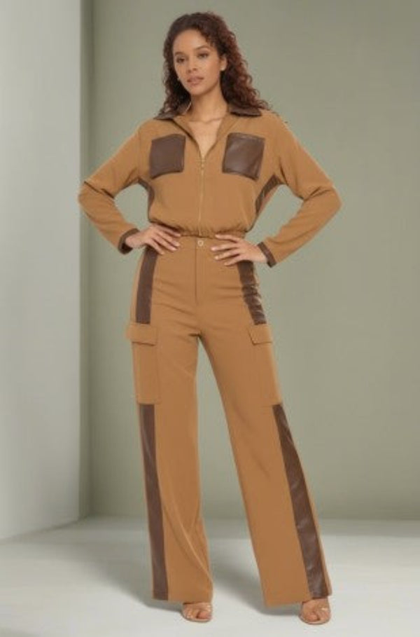 Women’s Two piece brown cargo pants set, women’s airport travel pants set, brown sweat suit, women’s jogger pants set
