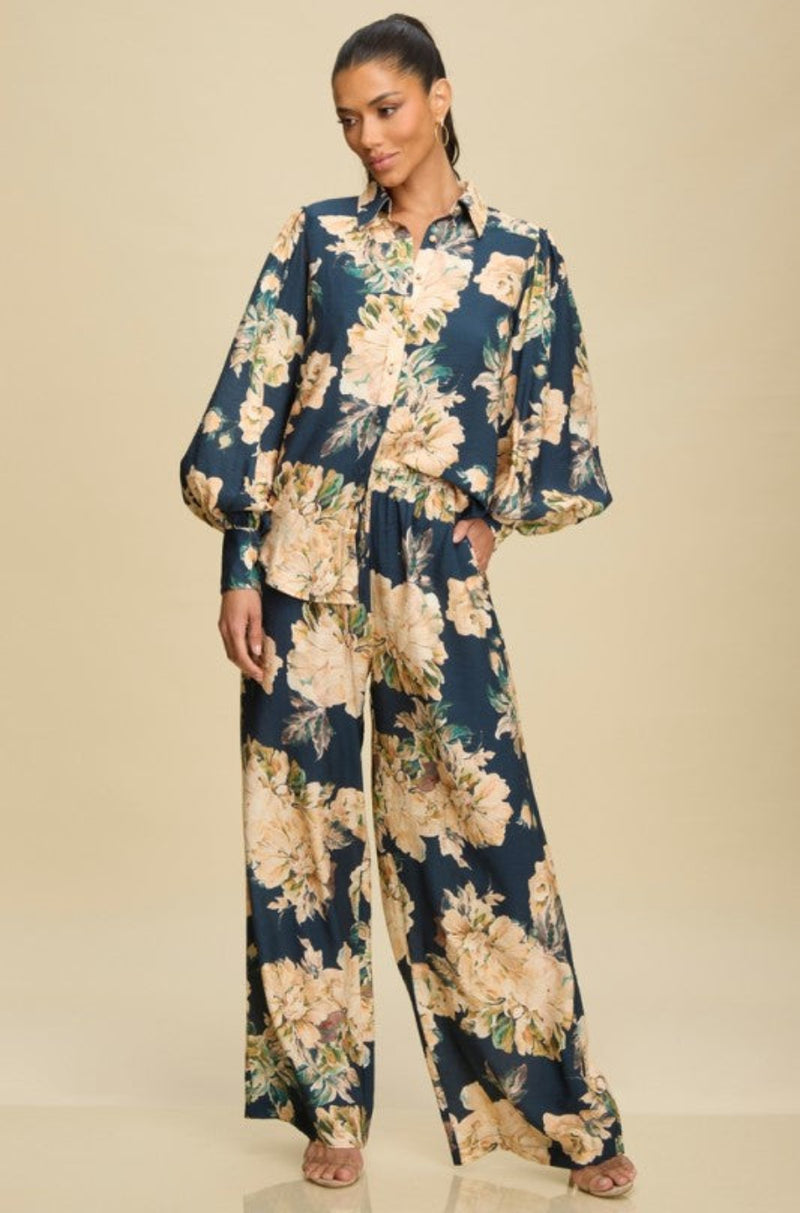 Women's navy floral pant set, women's navy airport travel floral pant set, women's Resort wear, Women's lounge pant set