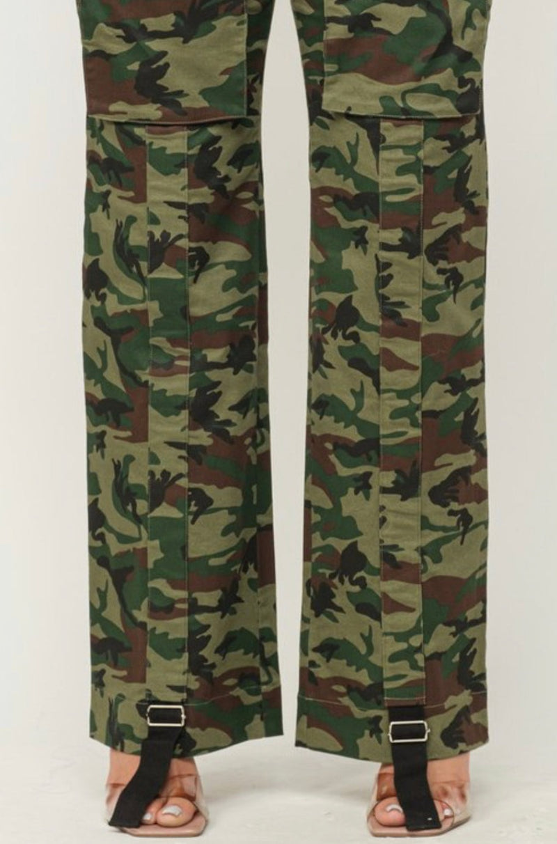 Blade Camouflage Cargo Pants