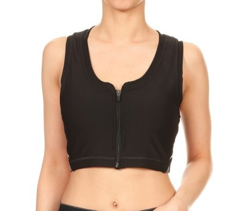 Black sports bra, detail view