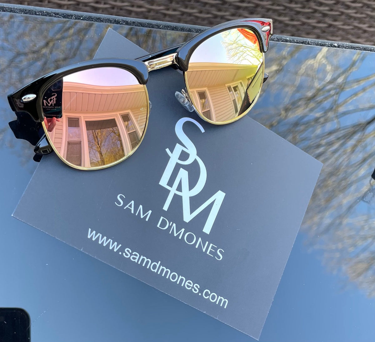 Black polarized rectangular sunglasses